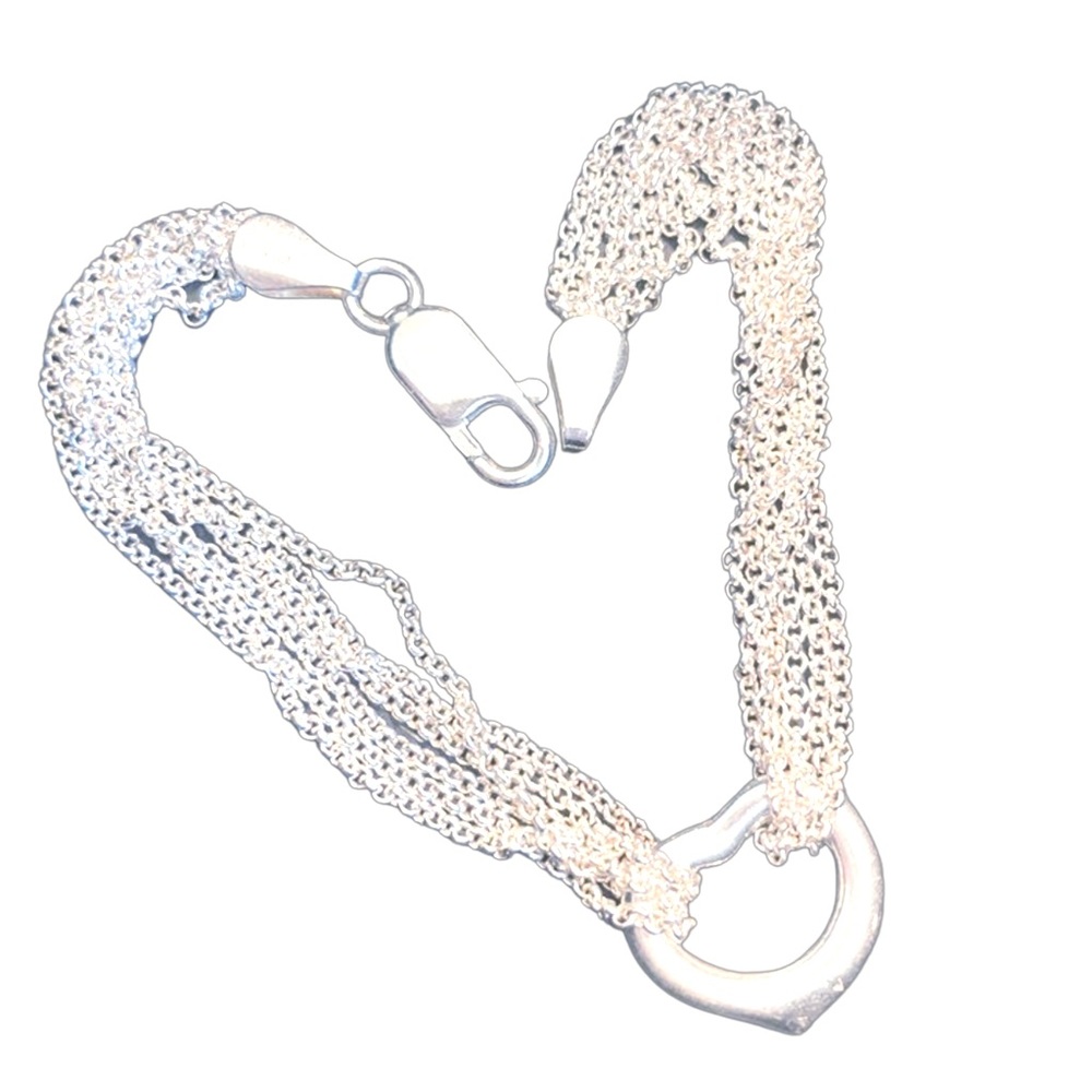 Sterling Silver heart bracelet. Made in Italy.. inspired piece T&co